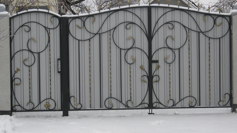 Забор и ворота из профнастила
